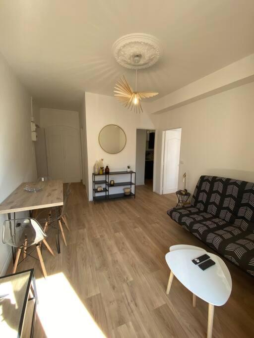 Corte Magnifique T2 45M2 Neuf 5 Personnes Place St Marcel Hyper Centre Wifi Lave Linge Tv المظهر الخارجي الصورة